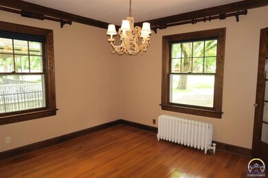 211 SW Greenwood Ave, Topeka, KS 66606 - photo 4