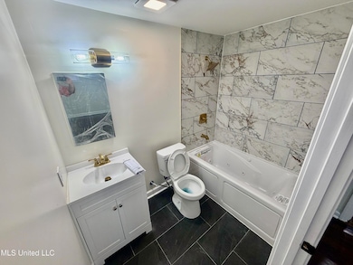 618 Catalpa St, Clarksdale, MS 38614 - photo 7