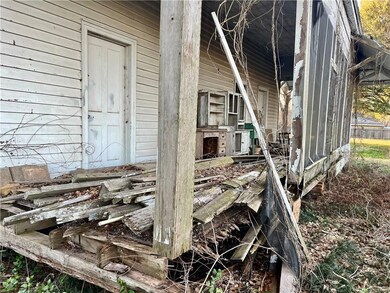 2001 Railroad Ave, Lecompte, LA 71346 - photo 6