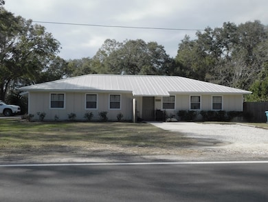 DUPLEX UNIT WITH FRONT ENTRANCE