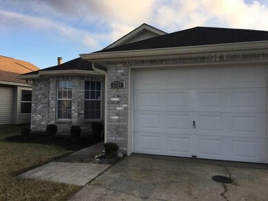 2737 Bayou Bleu Dr, Marrero, LA 70072 - photo 3