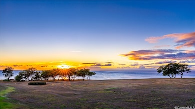 Gorgeous Oceanfront Sunsets from your lanai