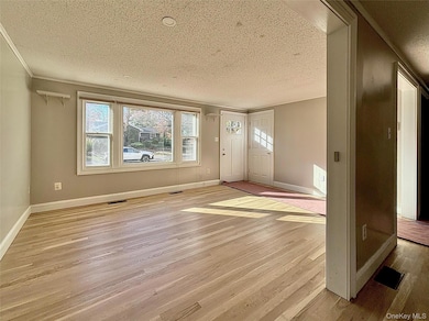 19 Crosmour Rd, Rhinebeck, NY 12572 - photo 3