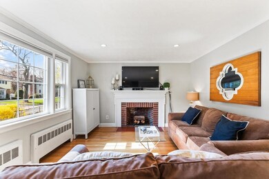 16 Forest St, Saugus, MA 01906 - photo 5