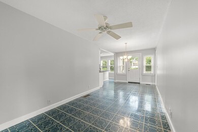 18 Varnum Rd, Dracut, MA 01826 - photo 5