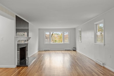 495 Johnson St, North Andover, MA 01845 - photo 7