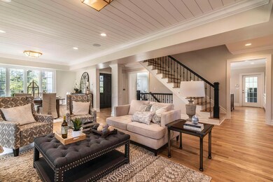 387 S Parkview Ave, Columbus, OH 43209 - photo 2