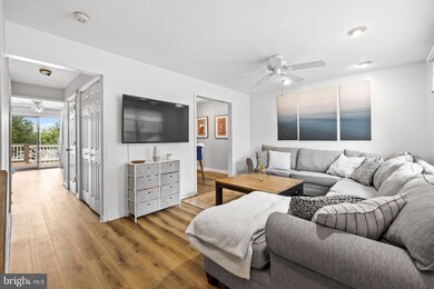 206 Oak Leaf Way, Halethorpe, MD 21227 - photo 5