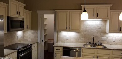 2720 Stonebrook Cove, Conway, AR 72034 - photo 2