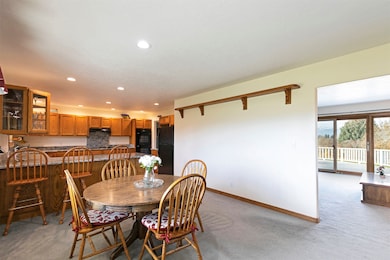 632 Mihara Ln, Corvallis, MT 59828 - photo 5