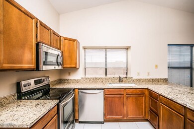 2745 Rock Wren Rd AZ-6