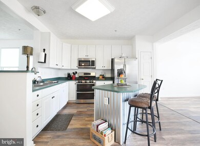 422 Mayapple Ct, Abingdon, MD 21009 - photo 5