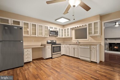 1202 E Holly Ave, Sterling, VA 20164 - photo 7