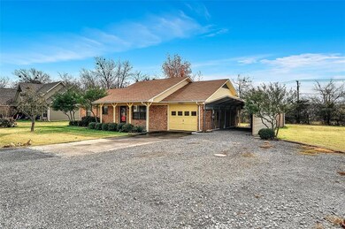 82 Lee Blvd, Pottsboro, TX 75076 - photo 2