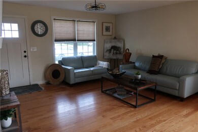 61 Fieldside Dr, Woonsocket, RI 02895 - photo 2