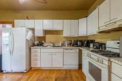 1052 S River Rd, Des Plaines, IL 60016 - photo 4