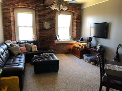 Island Terrace unit 111, Saco, ME 04072 - photo 2