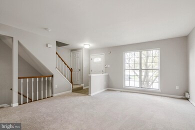 69 Windersal Ln, Parkville, MD 21234 - photo 3