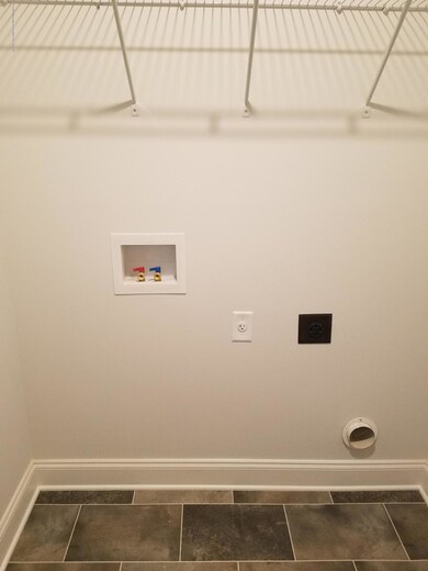 LOT 113 CLOSING PIC 6