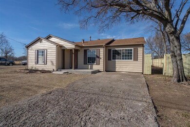 825 Easley St, Fort Worth, TX 76108 - photo 2