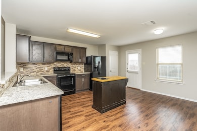 223 Thoroughbred St, Waxahachie, TX 75165 - photo 7