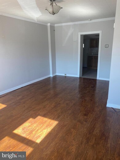 820 Nicolls St, Reading, PA 19604 - photo 2