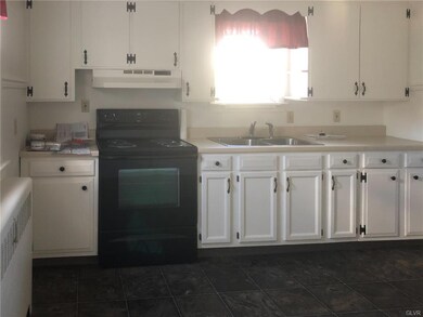 849 2nd St, Whitehall, PA 18052 - photo 4