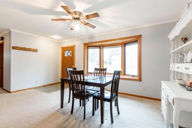 kitchen to door