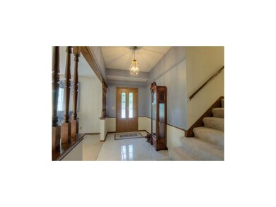 Spacious Entry