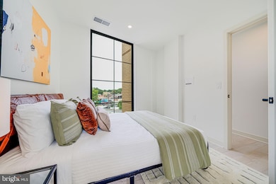 2907 Newark St NW, Washington, DC 20008 - photo 5