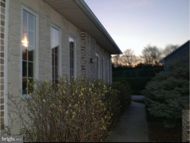 4926 Abbey Rd, Coplay, PA 18037 - photo 3