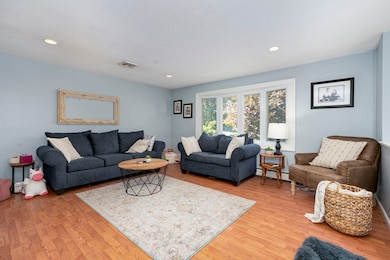 230 Lisle St, Braintree, MA 02184 - photo 6