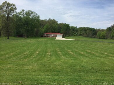 8131 Leaver Ave NW, Canal Fulton, OH 44614 - photo 2