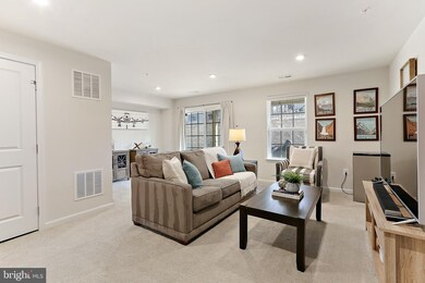 15 Gates Park Ct, Halethorpe, MD 21227 - photo 3