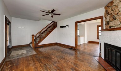 Living Room (4)