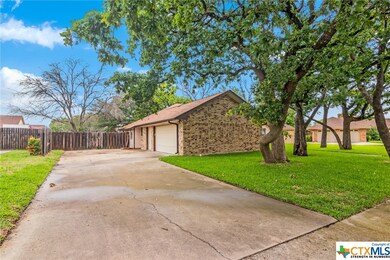 1401 Sparrow Trail, Copperas Cove, TX 76522 - photo 4