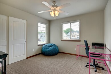 118 Ames St NE, Orting, WA 98360 - photo 7