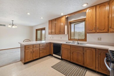 5535 W Wilmens Trail, La Porte, IN 46350 - photo 6