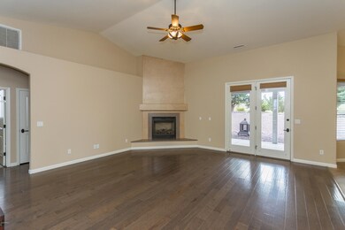 979 N Grandview, Paulden, AZ 86334 - photo 2