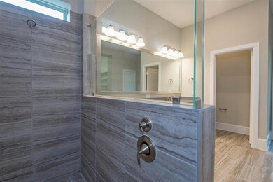 3807 Oakfield Forest Ln, Spring, TX 77386 - photo 3