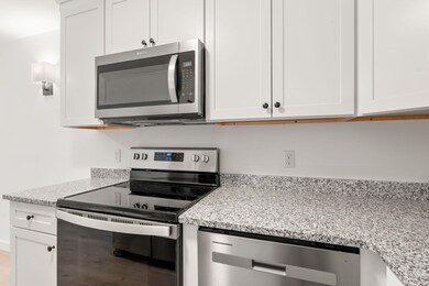 58 Jacqueline Rd unit 10, Waltham, MA 02452 - photo 6