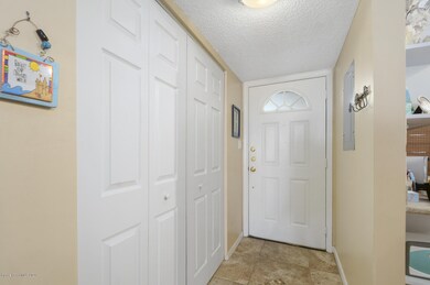 08_foyer