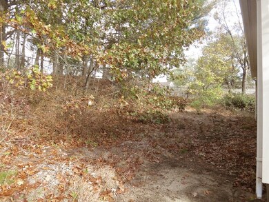 172 Keddy St, Springfield, MA 01109 - photo 3