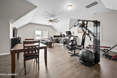 709_lorillard_ave_034