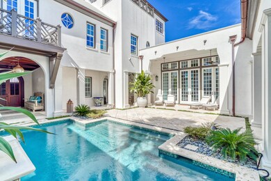 110 N Charles St-112