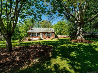 10 Old Highway 20 Rd, Asheville, NC 28806 - photo 2