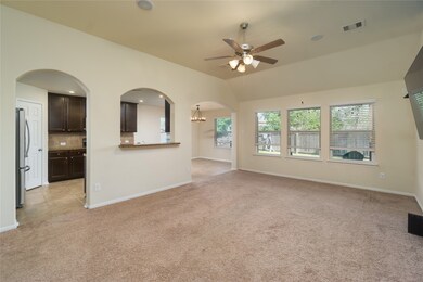 1805 Autumn Pond Cir, Alvin, TX 77511 - photo 7