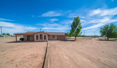 25145 N Patricia Rd, Paulden, AZ 86334 - photo 2