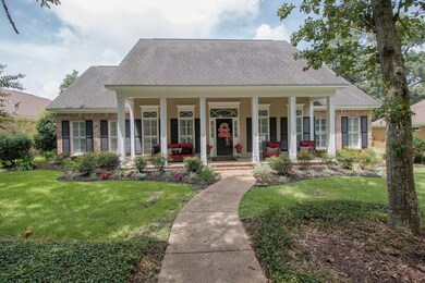 13 High Point Dr-200