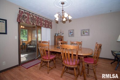 1211 W 46th St, Davenport, IA 52806 - photo 7